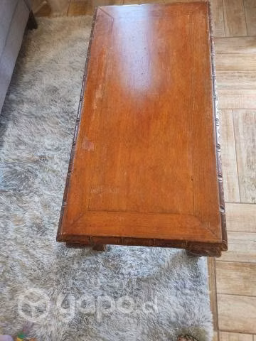 Mesa antigua de centro