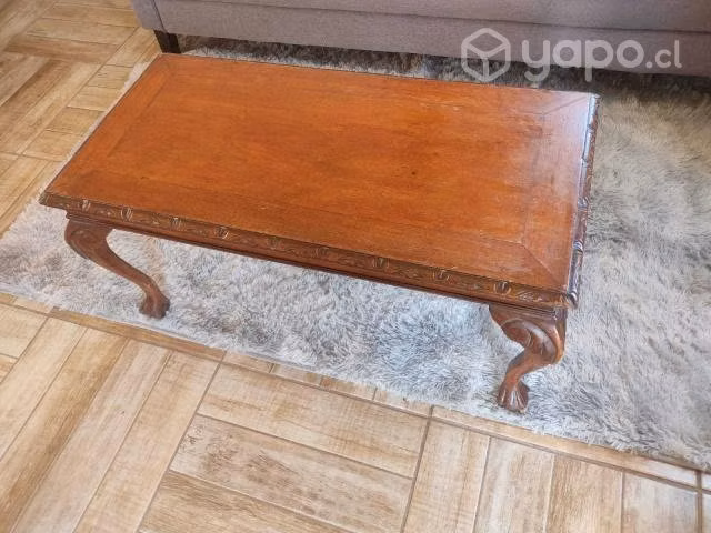Mesa antigua de centro