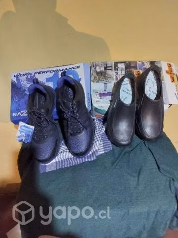Zapatos de seguridad 30 mil cada uno los 2 x 50000