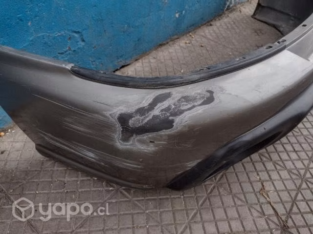 Parachoque del subaru legacy outback 96/99 - Imagen 2
