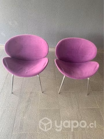 Sillas moradas como nuevas