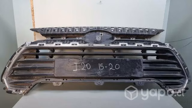 Mascara hyundai i20 15-20 dmg la cisterna 62.02