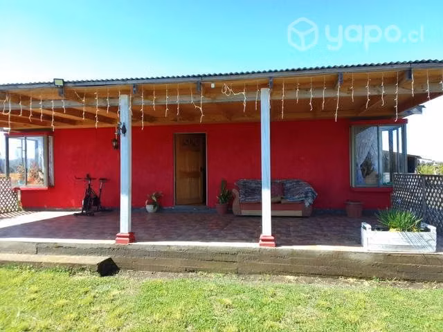 Terreno con casa y cabaña incluida