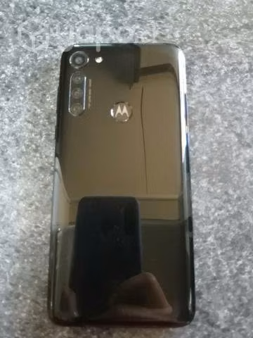 Celu motorola g.8 power