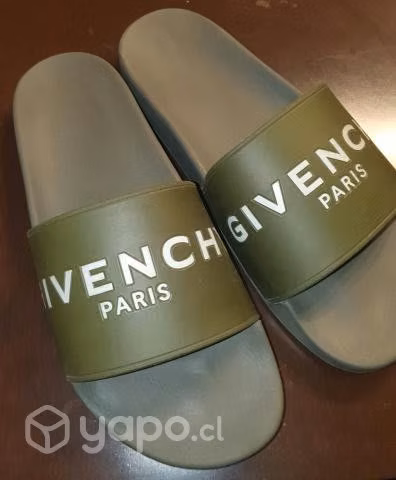 Chalas Givenchy