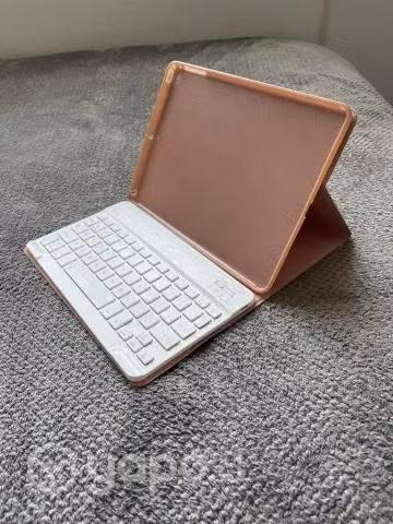 IPad 6ta Generación 32gb Plata + Teclado + Funda - Imagen 6