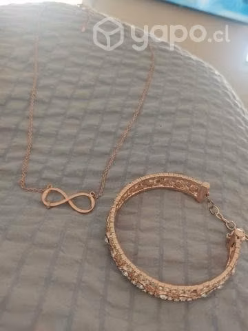Pulsera y collar