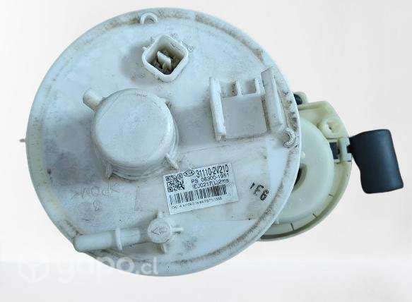Bomba combustible Kia cerato 1.6 2013 - Imagen 2