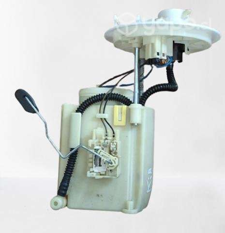 Bomba combustible Kia cerato 1.6 2013 - Imagen 5