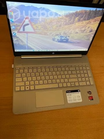 Notebook HP 15-ef1015la AMD Ryzen 3 4300U 4GB RAM - Imagen 2