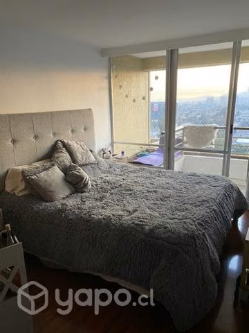 Cama king +respaldo + veladores