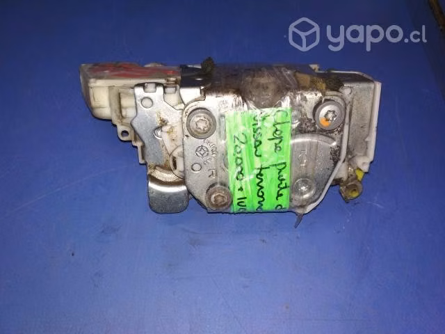 Chapa puerta delantera der Nissan Terrano 2002-14