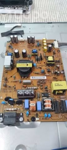 Servicio técnico de televisores y computadoras