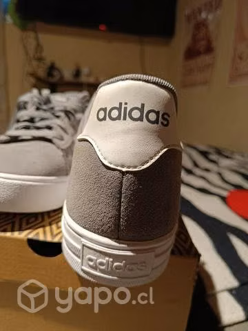 Zapatillas Adidas - Imagen 3