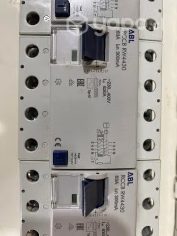 10 diferencial eléctrico trifásico - Imagen 3