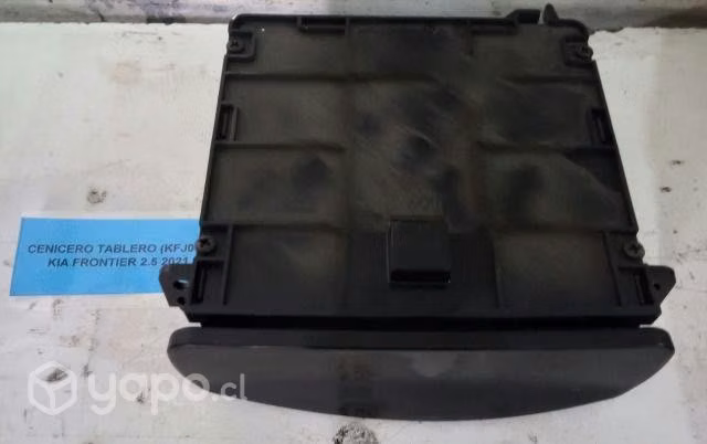 Cenicero Tablero (KFJ070) Kia Frontier 2.5 2021 2