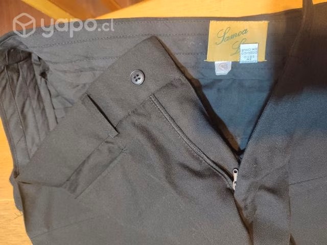 Pantalón negro de huaso