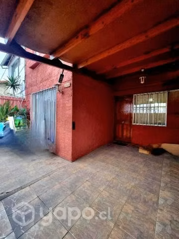 Amplia Casa En Maipú