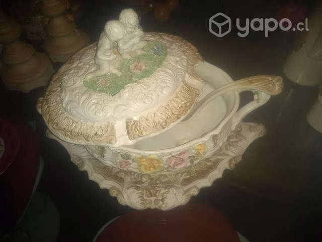 Antigua sopera capodimonte porcelana italiana