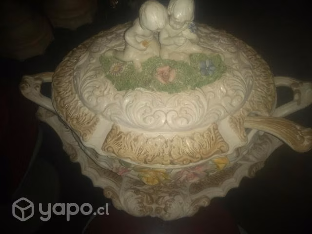 Antigua sopera capodimonte porcelana italiana