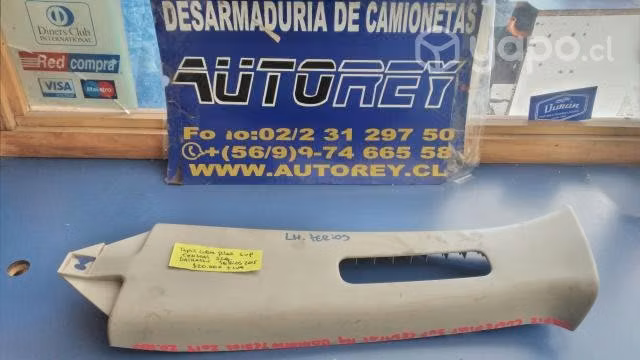 Tapiz cubre pilar sup centr izq Daihatsu Terios