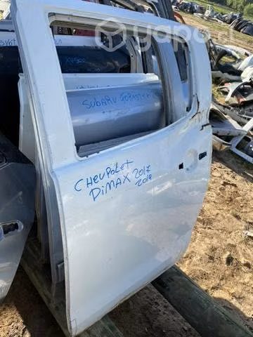 Puerta Chevrolet dimax 2018