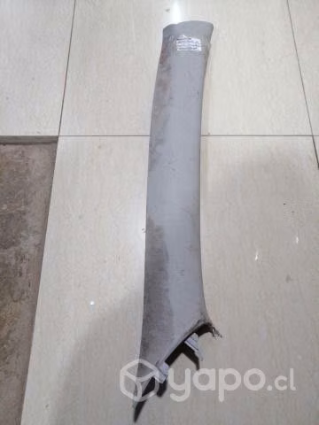 Tapiz cubre pilar delantero sup Daihatsu Terios