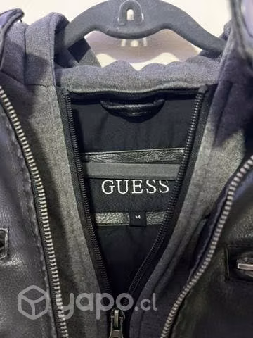 Chaqueta de cuero marca guess - Imagen 2