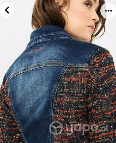Chaqueta Desigual. Talla 38