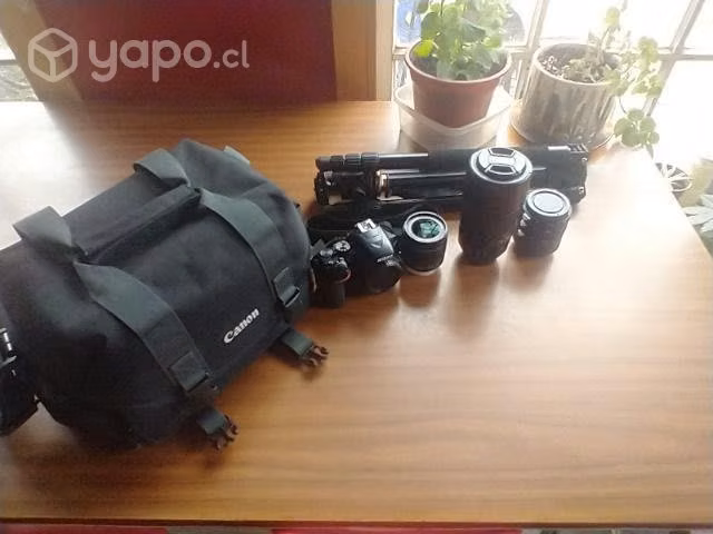 Camara Nikon 3500 + 2 lentes + trípode + accesorio