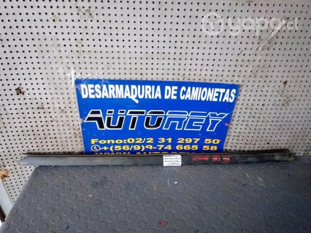 Moldura lame vidrio del der int Renaul Oroch Duste