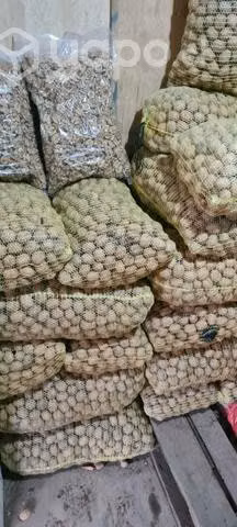 Nueces con cascara y peladas