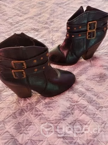 Botines en perfecto estado