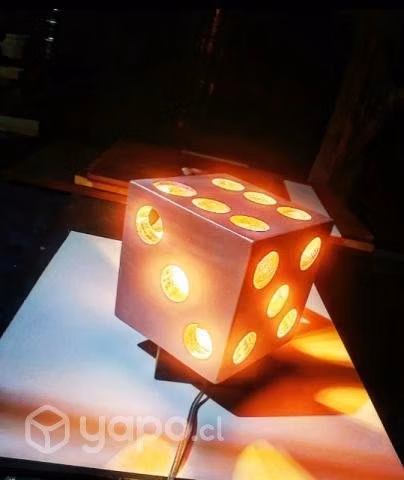 Lámpara/ Forma de Dado