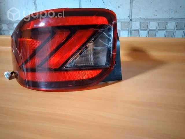 Foco izquierdo trasero Hyundai Venue .Pto.Montt