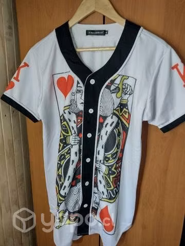 Polera diseño kaiser