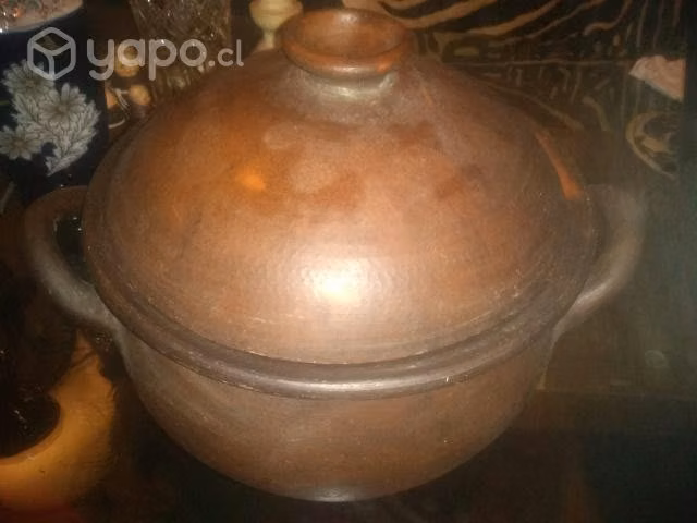 Olla grande de greda