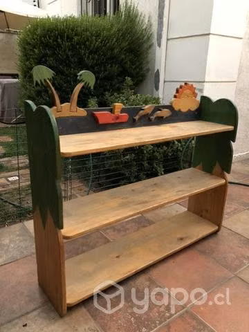Repisa maciza de madera noble