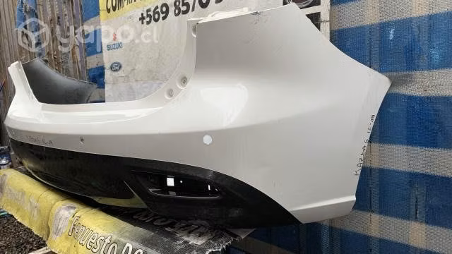 Parachoque trasero Mazda 5