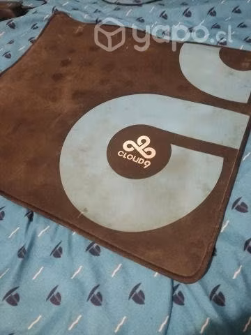 Mouse gamer + mousepad Logitech