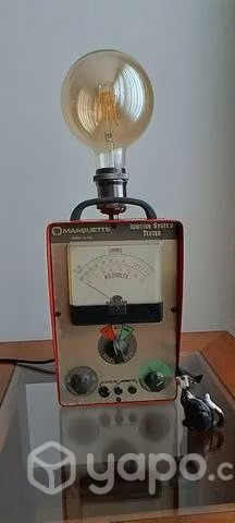 Hermosa lámpara hecha con tester antiguo - Imagen 2