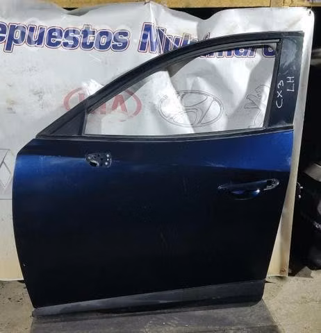 Puerta delantera izquierda Mazda Cx3 solo lata