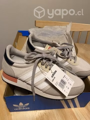 Zapatilla USA 84 Adidas