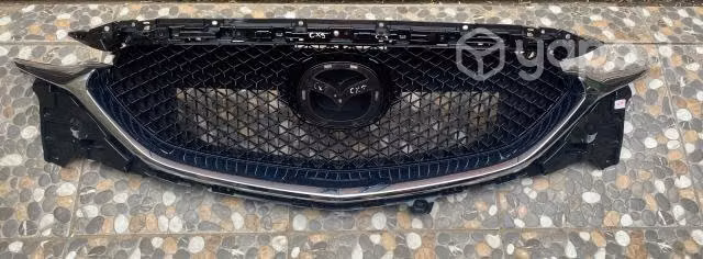 Rejilla o máscara para Mazda cx-5 año 2021