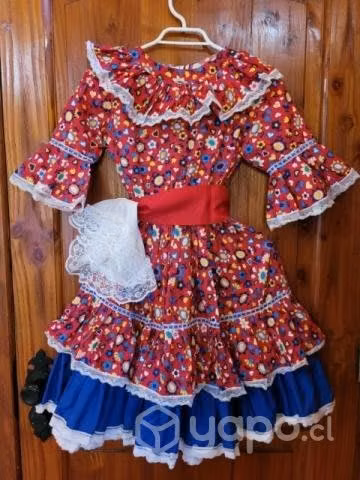 Vestido de cueca + Falso y pañuelo