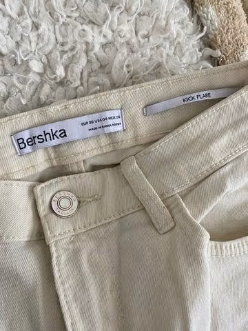 Jeans flare BERSHKA - Imagen 3