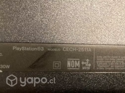 Play Station 3 - 160GB - 2 Controles - CECH-2511A