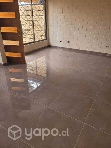 En Condominio, Linda Casa Remodelada