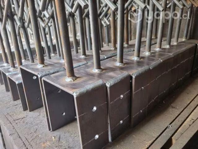 Soportes para pilares de madera