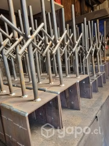 Soportes para pilares de madera